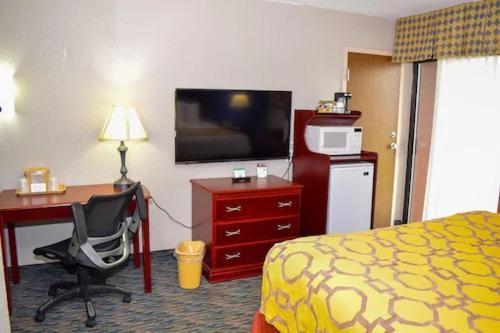 Baymont By Wyndham Michigan City Esterno foto