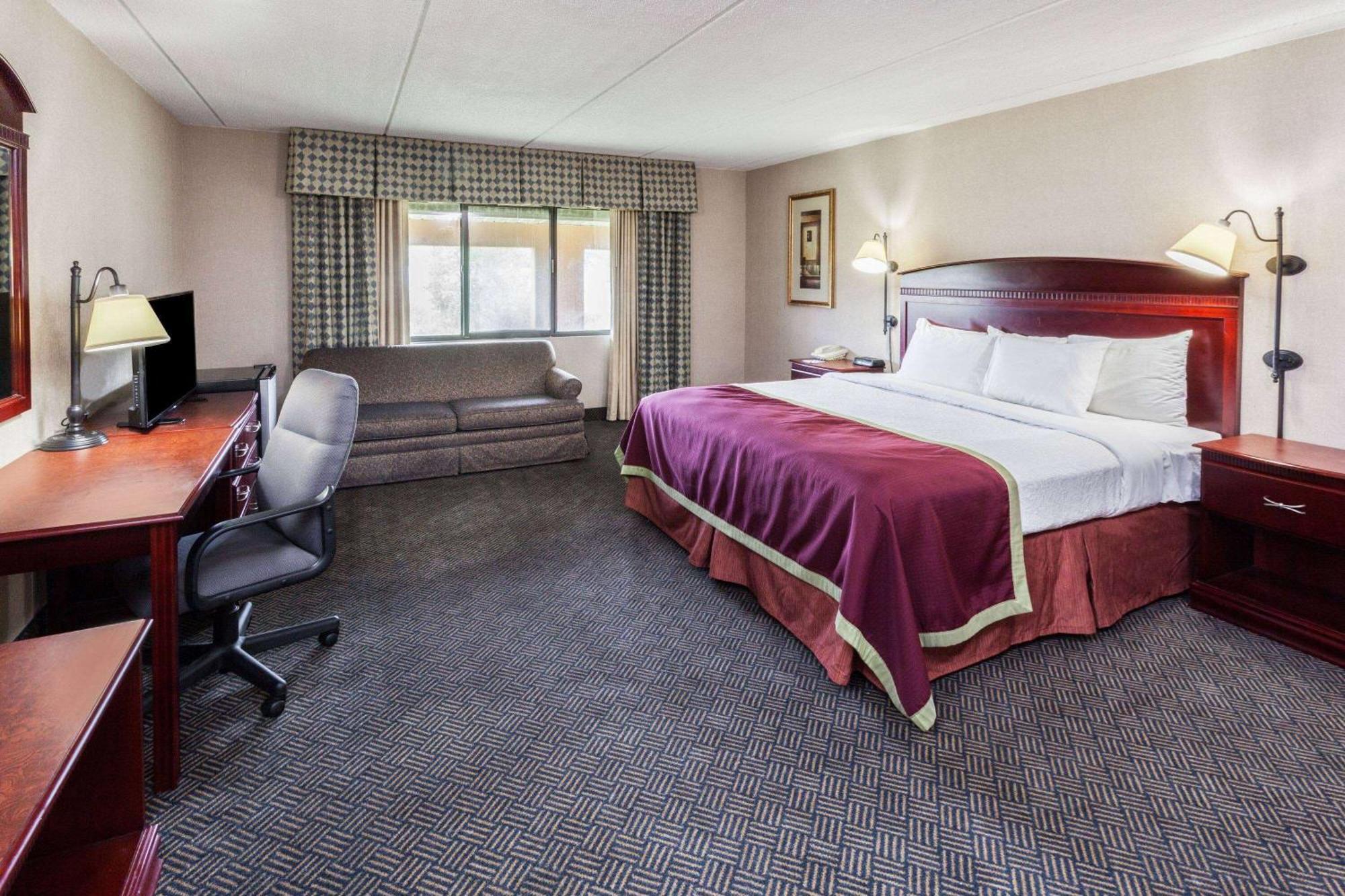 Baymont By Wyndham Michigan City Esterno foto